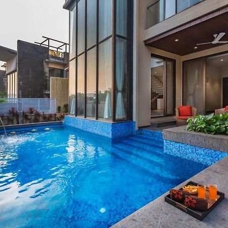 Saffronstays Aspen, Lonavala - Luxury Pool Villa With Games And Tv Room Near Bhushi Dam Extérieur photo